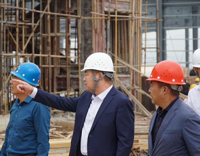 湖濱區(qū)領(lǐng)導(dǎo)視察冷鏈物流園項(xiàng)目