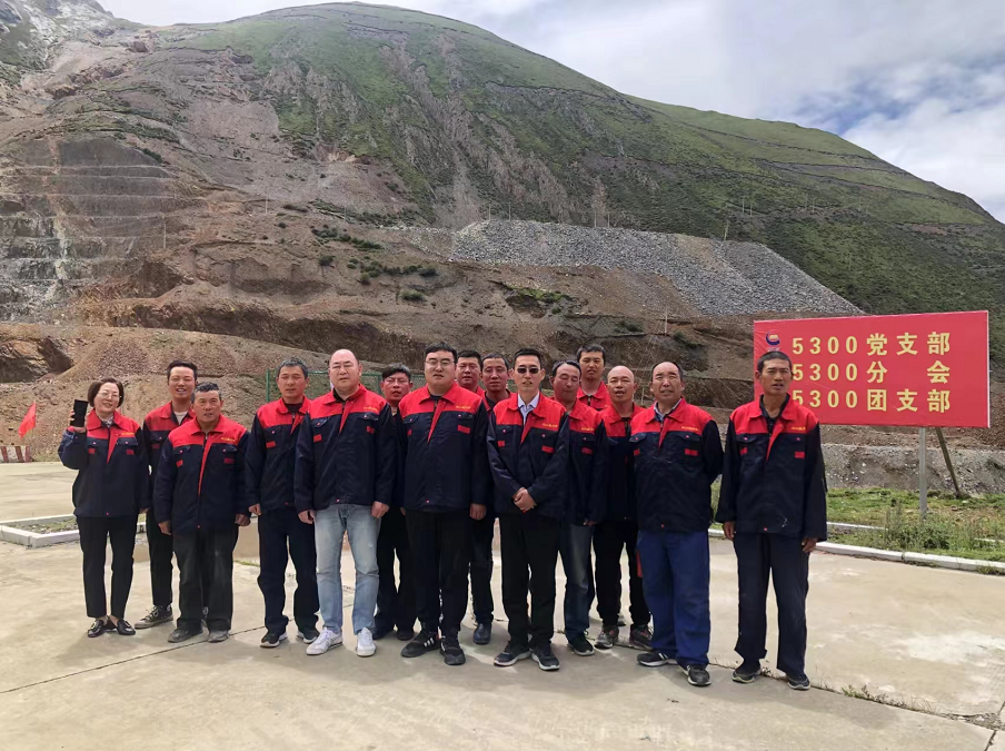 拉薩項(xiàng)目團(tuán)隊(duì)風(fēng)采