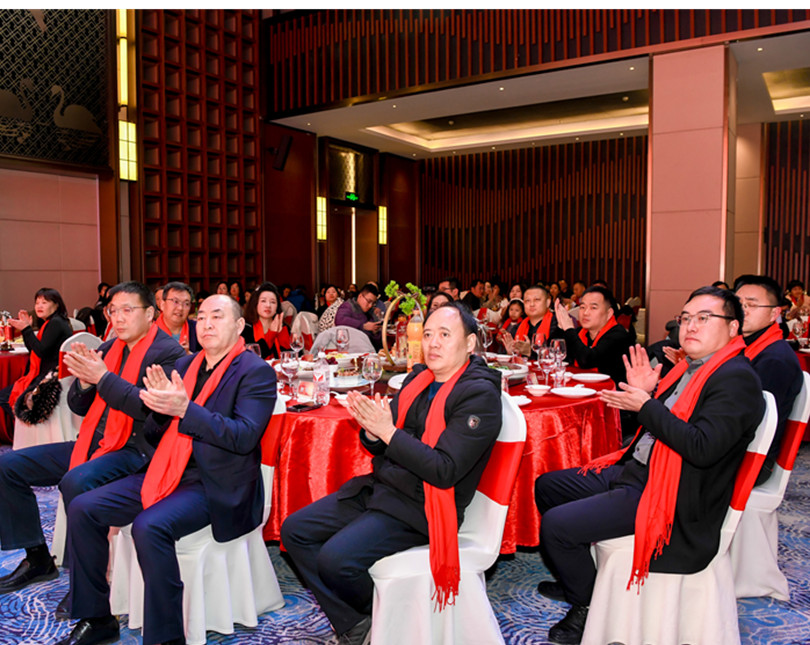 團(tuán)隊(duì)風(fēng)采